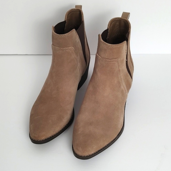 White Mountain Womens Leather/ Suede Upper /Ankle Boots/ Pull On/ Size 9.5 - Picture 3 of 9